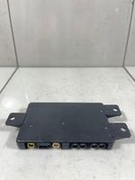 Audi A4 S4 B5 8D Aerial antenna amplifier 4D0035530C