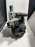 Volvo V70 Pompe d'injection de carburant à haute pression 8692521