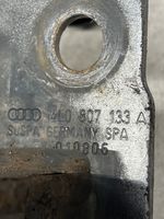 Audi Q7 4L Etupuskurin törmäysvoiman vaimennin 4L0807133A