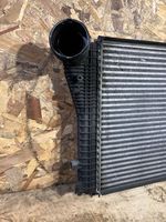 Volkswagen Touran I Guía de aire del intercooler 1K0145803A