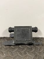 Audi A6 S6 C4 4A Oven keskuslukituksen ohjausyksikön moduuli 4A0959981A