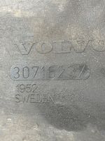 Volvo XC90 Polttoainesäiliön pohjapanssari 30716237