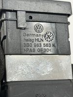 Volkswagen Bora Interruptor de calefacción del asiento 3B0963563K