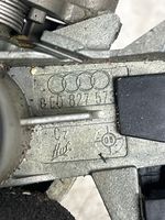 Audi A6 S6 C6 4F Zamek tylnej klapy bagażnika 8E0827573