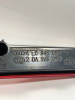 Audi Q7 4L Papildomas stop žibintas 4L0945097