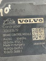 Volvo XC70 Блок ABS 30681619