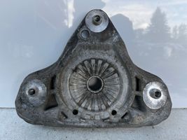 Audi A4 S4 B7 8E 8H Etuiskunvaimentimen kannake 8E0412383