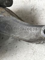 Mercedes-Benz Vito Viano W638 Halterung Klimakompressor A6112340039