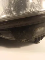 Mercedes-Benz E W212 Lampa przednia A2128200361KZ