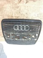 Audi A6 S6 C6 4F Grotelės priekinės 4F0853651
