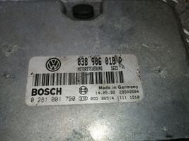 Volkswagen PASSAT B5 Moottorin ohjainlaite/moduuli 038906018P