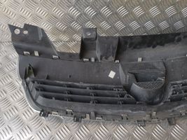 Opel Zafira B Maskownica / Grill / Atrapa górna chłodnicy 13136136