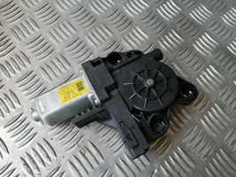 Volvo V70 Front door window regulator motor 970714101