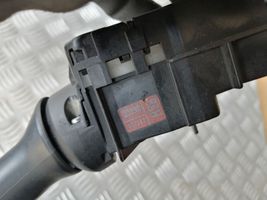 Toyota Avensis T270 Interruptor/palanca de limpiador de luz de giro 17F373