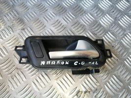 Volkswagen Amarok Klamka wewnętrzna drzwi przednich 2H0837114D