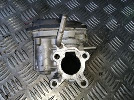 Toyota Auris E180 Soupape vanne EGR 2580033011