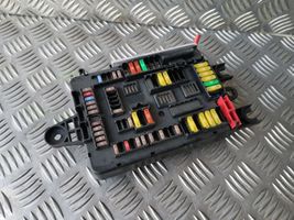 BMW 3 F30 F35 F31 Module de fusibles 9389070