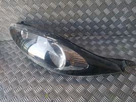 Ford Fiesta Lampa przednia 