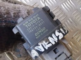 Toyota Avensis T270 Przekaźnik / Modul układu ogrzewania wstępnego 2861067010