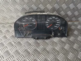 Audi 80 90 S2 B4 Spidometras (prietaisų skydelis) 8A0919033G