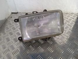 Toyota Hilux (N80, N90, N100, N110) Faro/fanale 