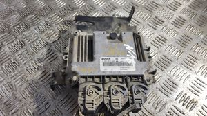 Renault Scenic II -  Grand scenic II Komputer / Sterownik ECU silnika 8200705747