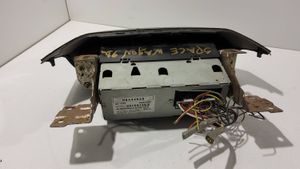 Mitsubishi Space Wagon Monitori/näyttö/pieni näyttö MR444639