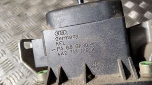 Audi A6 S6 C4 4A Pavarų perjungimo mechanizmas (kulysa) (salone) 4A0713105