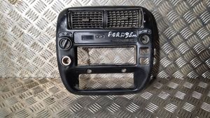 Ford Explorer Radion/GPS-laitteen pääyksikön kehys F77B7804302