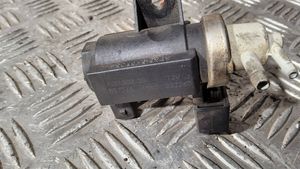 Opel Corsa C Turboahtimen magneettiventtiili 72190339