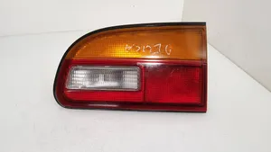 Mitsubishi Delica Luces portón trasero/de freno 22687009