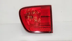 Seat Ibiza II (6k) Lampy tylnej klapy bagażnika 6K6945092B