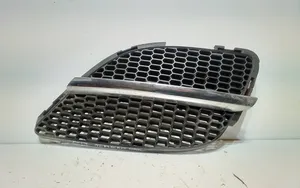 Nissan Almera N16 Grille inférieure de pare-chocs avant LH62330BN700