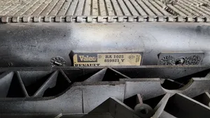 Renault Master II Set del radiatore 859921V