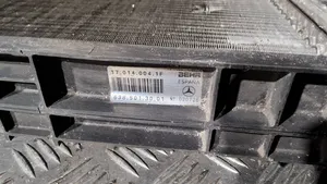 Mercedes-Benz Vito Viano W638 Радиатор охлаждающей жидкости 170140041F