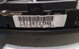 Opel Signum Licznik / Prędkościomierz 13136727HQ