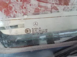 Mercedes-Benz E W124 Tylna klapa bagażnika 43R001190