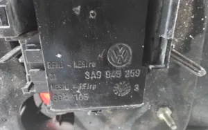 Volkswagen PASSAT B4 Luci posteriori del portellone del bagagliaio 3A9945259