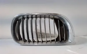 BMW 3 E46 Front grill 51137072130