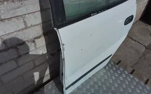 Nissan Almera Tino Galinės durys 