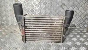 Audi A4 S4 B5 8D Starpdzesētāja radiators 058145805A