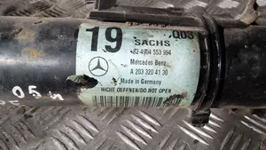 Mercedes-Benz C W203 Amortyzator przedni A2033204130