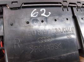 Audi A8 S8 D5 Aizmugurējā gaisa - ventilācijas reste 4E0819203A