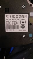 Mercedes-Benz CLS C219 Takaoven sisävalo A2198200001