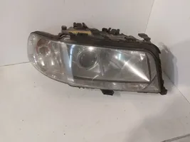 Audi A8 S8 D2 4D Lampa przednia 4D0941004AN