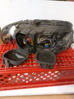 Audi A8 S8 D2 4D Lampa przednia 