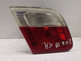 BMW 3 E46 Lampy tylnej klapy bagażnika 