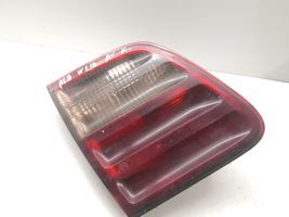 Mercedes-Benz E W210 Lampy tylnej klapy bagażnika 