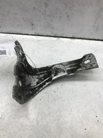 Volkswagen PASSAT CC Supporto di montaggio del parafango 3C8821141