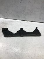 Nissan X-Trail T30 Support de garde-boue avant 